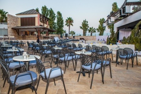 Neptune Resort - 425