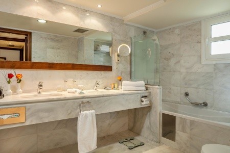 Neptune Resort - 518