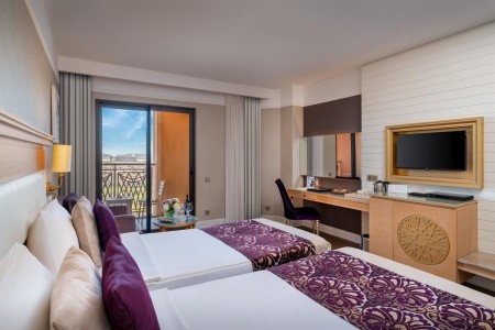 Villa Side Residence - 120