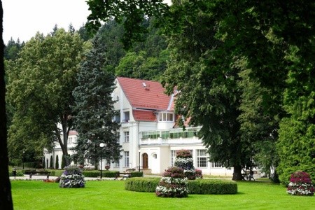 Poľsko Sudety Sanatorium Jan Kazimierz 5 dňový pobyt Raňajky Vlastná December 2026 ( 8/12/26-12/12/26)
