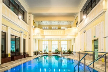 Poľsko Sudety Sanatorium Jan Kazimierz 5 dňový pobyt Raňajky Vlastná December 2026 ( 8/12/26-12/12/26)