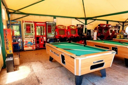 Camping Bijela Uvala - Karavany - 22