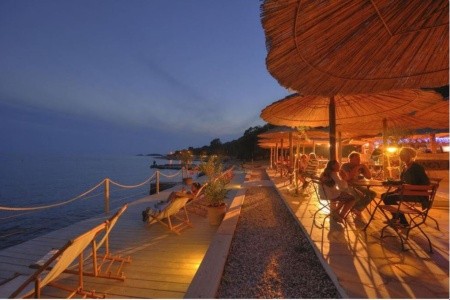 Camping Bijela Uvala - Karavany - 27