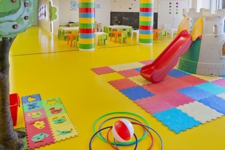 Španielsko Costa del Maresme Aquahotel Aquamarina 11 dňový pobyt Plná penzia Letecky Letisko: Praha August 2026 ( 5/08/26-15/08/26)