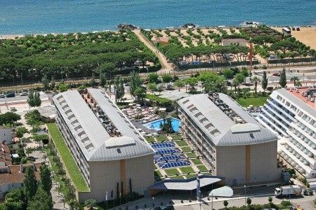 Španielsko Costa del Maresme Aqua Hotel Onabrava 5 dňový pobyt Polpenzia Letecky Letisko: Praha June 2026 (30/06/26- 4/07/26)
