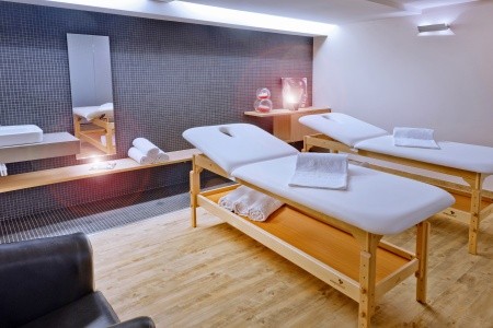 Španielsko Costa del Maresme Aqua Hotel Onabrava 5 dňový pobyt Polpenzia Letecky Letisko: Praha June 2026 (30/06/26- 4/07/26)