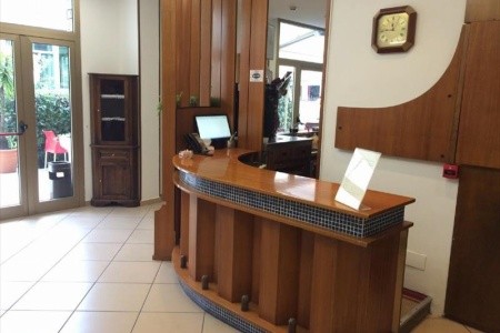 Taliansko Rimini Ausonia 4 dňový pobyt Bez stravy Vlastná June 2026 (27/06/26-30/06/26)