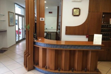 Taliansko Rimini Ausonia 4 dňový pobyt Bez stravy Vlastná June 2026 (27/06/26-30/06/26)