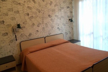 Taliansko Rimini Ausonia 4 dňový pobyt Bez stravy Vlastná June 2026 (27/06/26-30/06/26)