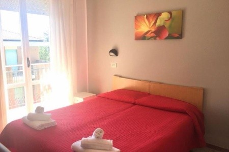 Taliansko Rimini Ausonia 4 dňový pobyt Bez stravy Vlastná June 2026 (27/06/26-30/06/26)