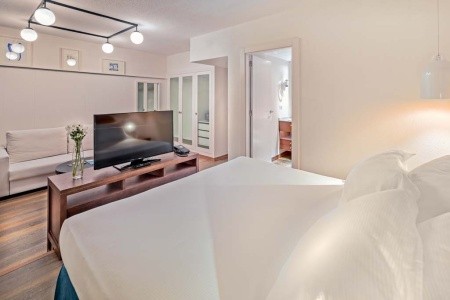 Kanárske ostrovy Fuerteventura H10 Ocean Suites 8 dňový pobyt Polpenzia Letecky Letisko: Viedeň August 2026 ( 9/08/26-16/08/26)