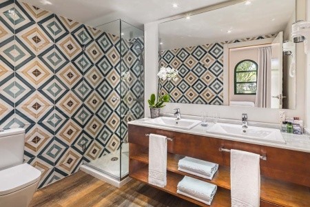 Kanárske ostrovy Fuerteventura H10 Ocean Suites 8 dňový pobyt Polpenzia Letecky Letisko: Viedeň August 2026 ( 9/08/26-16/08/26)