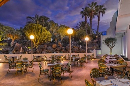 Kanárske ostrovy Fuerteventura H10 Ocean Suites 8 dňový pobyt Polpenzia Letecky Letisko: Viedeň August 2026 ( 9/08/26-16/08/26)