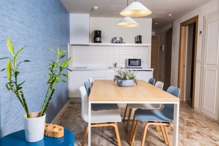 Kanárske ostrovy Tenerife Hovima La Pinta Beachfront Family 8 dňový pobyt Polpenzia Letecky Letisko: Viedeň May 2026 (25/05/26- 1/06/26)