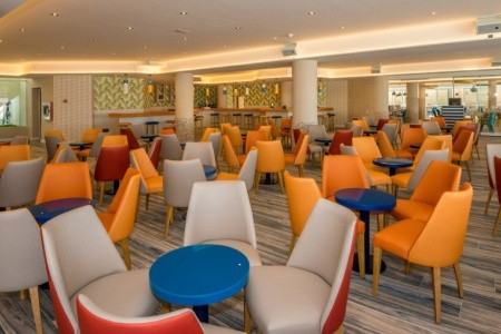 Kanárske ostrovy Tenerife Hovima La Pinta Beachfront Family 8 dňový pobyt Polpenzia Letecky Letisko: Viedeň May 2026 (25/05/26- 1/06/26)