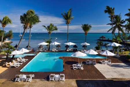 Coral Azur Beach Resort (Mon Choisy)