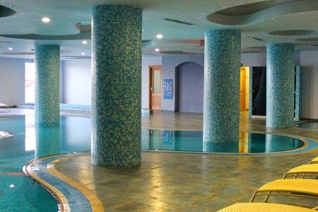 Grécko Rodos Lindos Breeze Beach 13 dňový pobyt All Inclusive Letecky Letisko: Praha August 2026 ( 5/08/26-17/08/26)