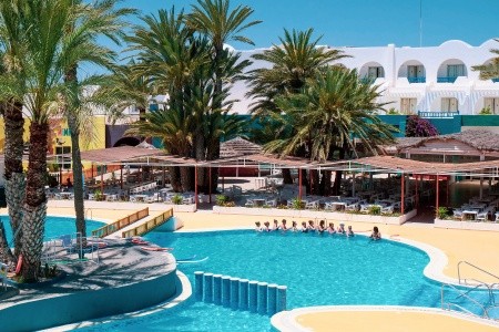 Golf Beach & Spa - 18