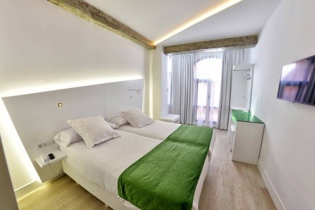 Atarazanas Malaga Boutique - 15