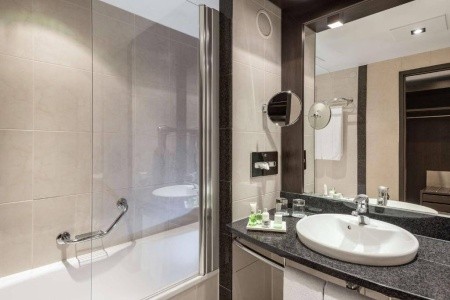 Rakúsko Viedeň NH Danube City 5 dňový pobyt Bez stravy Vlastná January 2026 (22/01/26-26/01/26)