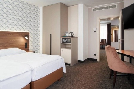 Česká republika Praha a okolie Orea Pyramida 8 dňový pobyt Raňajky Vlastná March 2026 (11/03/26-18/03/26)