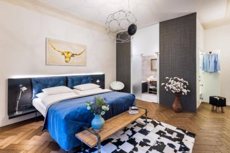 MOOo by the Castle - 8