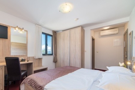 Holiday Resort Antonija - 25