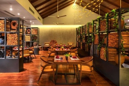 Bandos Island Resort - 8