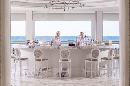 Grécko Kréta Civitel Creta Beach 9 dňový pobyt Polpenzia Letecky Letisko: Praha July 2026 ( 2/07/26-10/07/26)