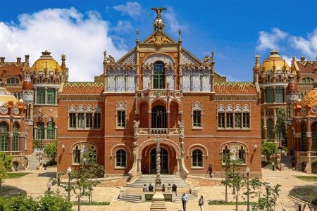 BARCELONA MONTSERRAT GIRONA A BESALÚ s pobytem u moře LET - 5