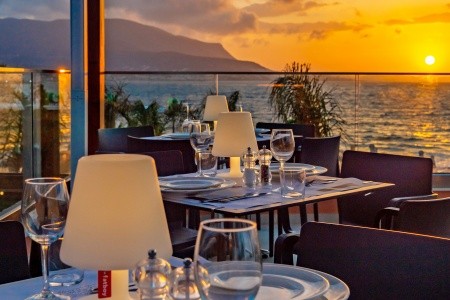 Grécko Kréta High Beach White 9 dňový pobyt Polpenzia Letecky Letisko: Praha July 2026 (26/07/26- 3/08/26)