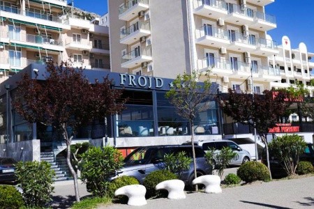 Frojd Kune Resort Beach