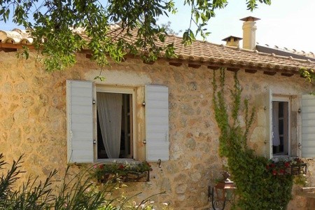 Pavezzo Country Retreat - 15