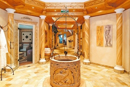 Panorama Hotel Almhof - 10