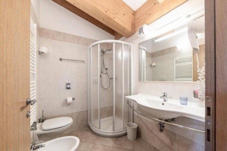 Taliansko Monte Bondone Chalet Caminetto 8 dňový pobyt Raňajky Vlastná March 2026 (10/03/26-17/03/26)