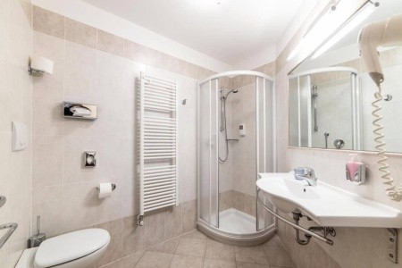 Taliansko Monte Bondone Chalet Caminetto 8 dňový pobyt Raňajky Vlastná March 2026 (10/03/26-17/03/26)