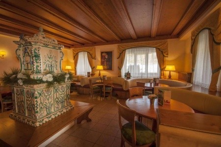Taliansko Cortina d´Ampezzo Grand Hotel Misurina 4 dňový pobyt Raňajky Vlastná March 2026 ( 6/03/26- 9/03/26)