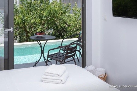 Golden Bee Lifestyle - 8