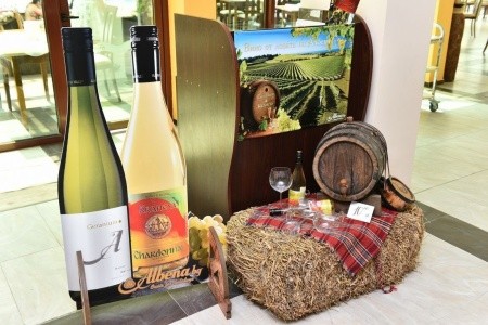 Bulharsko Albena Arabella Beach 15 dňový pobyt All Inclusive Letecky Letisko: Praha September 2026 ( 8/09/26-22/09/26)