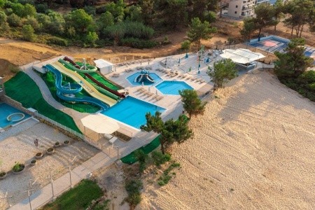 Blue Dream Palace - 29