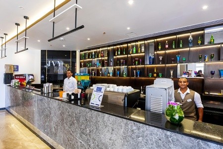 Golden Beach Resort (Ex. The Movie Gate) - 10