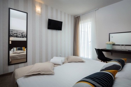 Vily Arausana & Antonina - 6