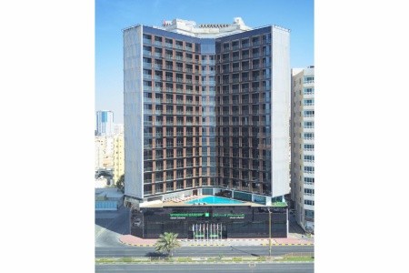 Wyndham Garden Ajman Corniche - 34