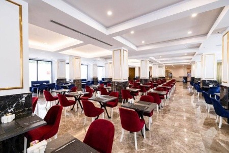 Turecko Alanya Granada Luxury Red 15 dňový pobyt Ultra All inclusive Letecky Letisko: Katovice June 2026 (22/06/26- 6/07/26)