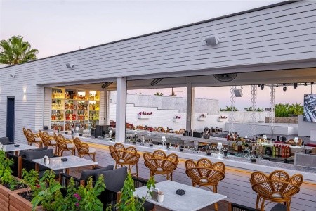 Rubi Platinum Sign - 36