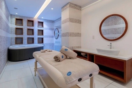 Tasia Maris Beach Hotel & Spa - 21