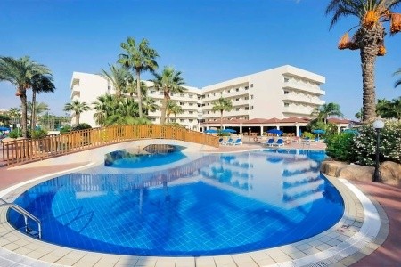 Nissiana Hotel & Bungalows - 9