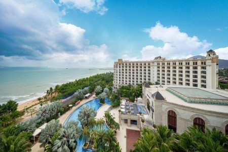 Crowne Plaza Resort (Sanya Bay) - 2