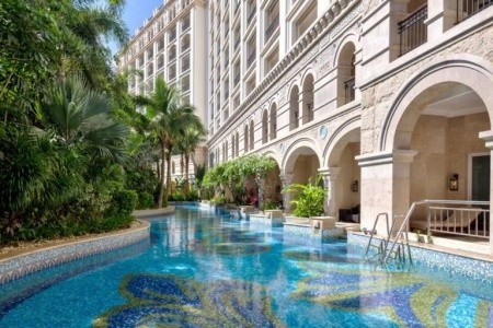 Crowne Plaza Resort (Sanya Bay) - 7