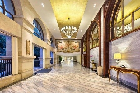 Crowne Plaza Resort (Sanya Bay) - 12